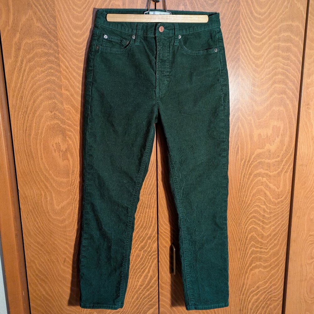 GAP slim fit high rise dark green corduroy jeans, size 28/6 regular